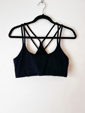 Fabletics Low Impact Cross-Back Sports Bra
